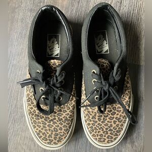 Unisex Vans Wild Animal Print Sneakers